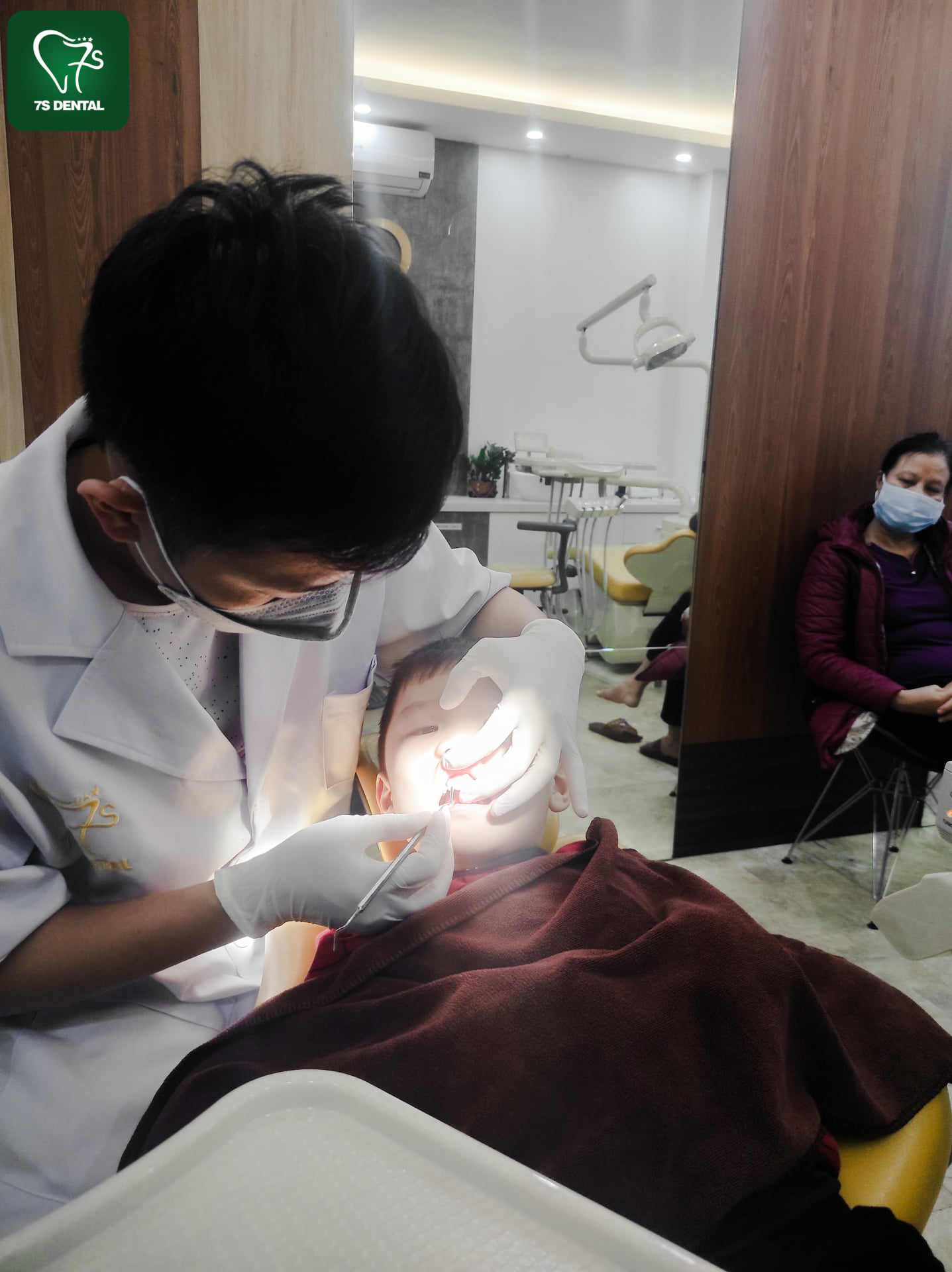 Tiền chỉnh nha cho bé